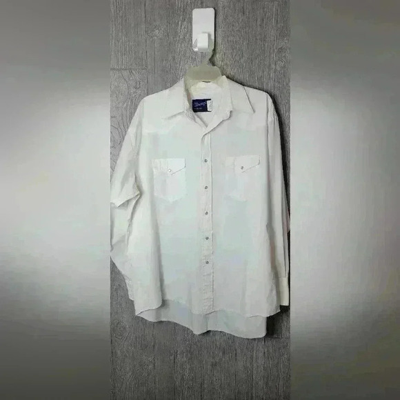 Wrangler Men's XL tail size 17x35 pearl buttons. - Picture 1 of 5